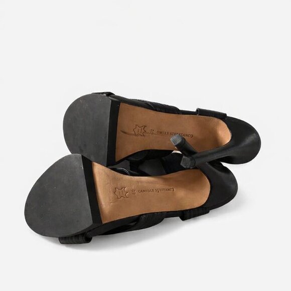 Shoes - Picture 4 of 7